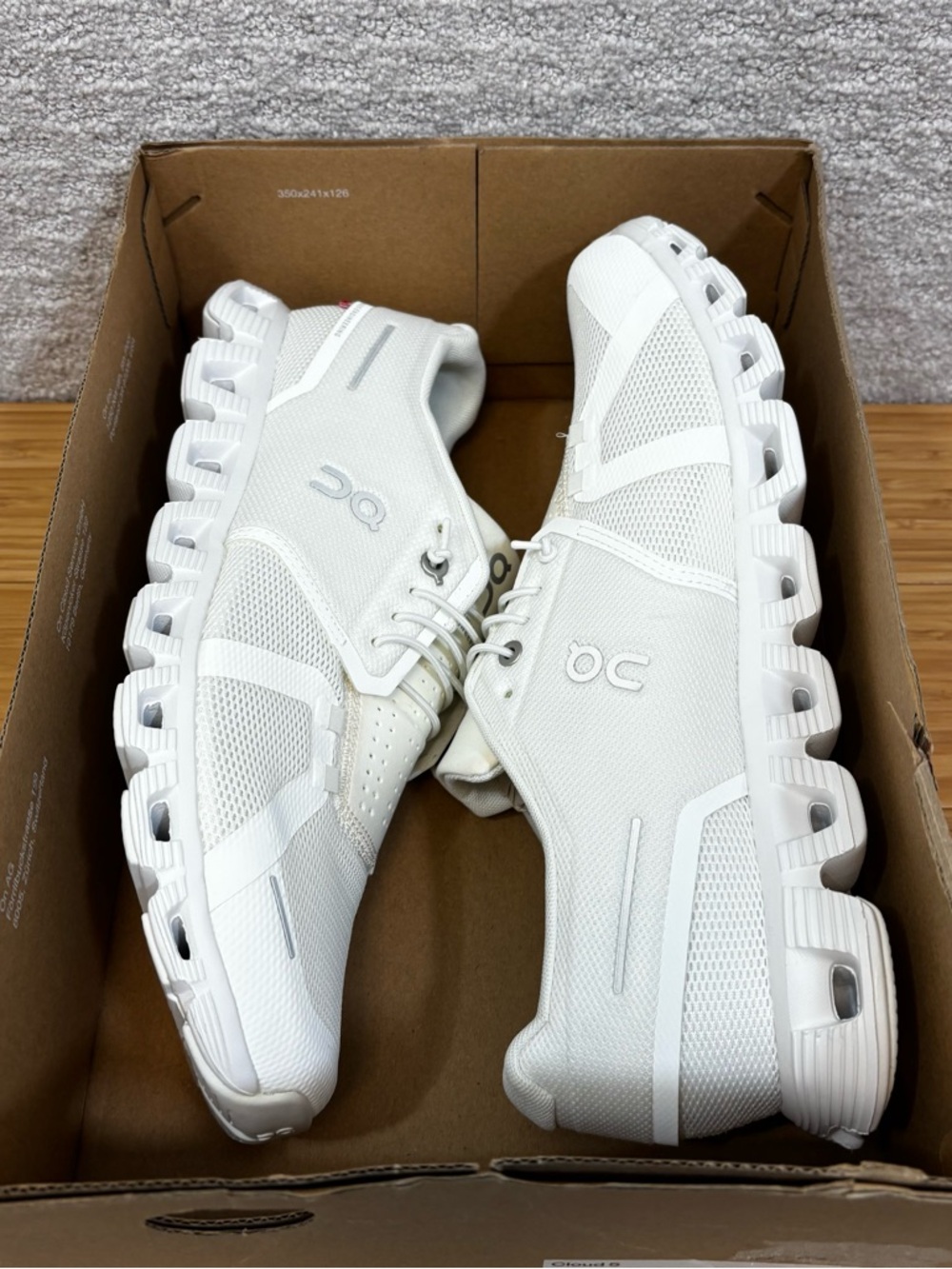 On Running Cloud 5 Men’s Sneakers All White Size 11.5 No Lid 59.98918 - Picture 2 of 8